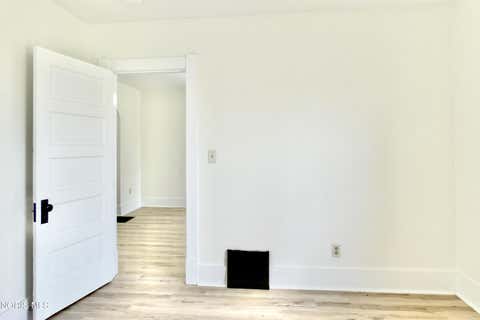Tiny photo for 1838 Giant Street, Toledo, OH 43613 (MLS # 10009796)