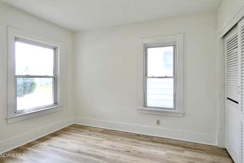 Tiny photo for 1838 Giant Street, Toledo, OH 43613 (MLS # 10009796)