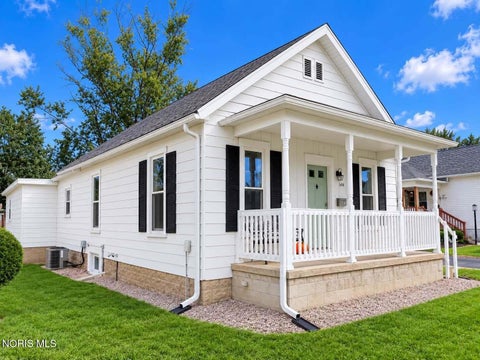 Tiny photo for 644 Cherry Street, Findlay, OH 45840 (MLS # 10014392)