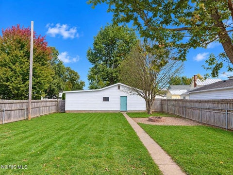 Tiny photo for 644 Cherry Street, Findlay, OH 45840 (MLS # 10014392)