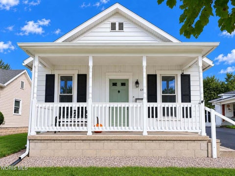 Photo of 644 Cherry Street, Findlay, OH 45840 (MLS # 10014392)