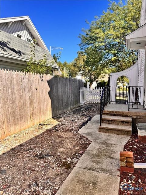 Tiny photo for 723 W High Street, Bryan, OH 43506 (MLS # 10004367)