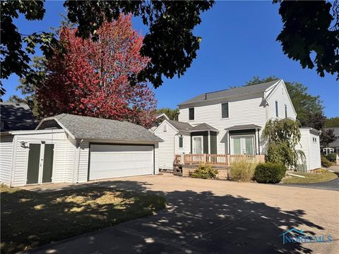 Tiny photo for 723 W High Street, Bryan, OH 43506 (MLS # 10004367)