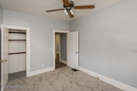 Tiny photo for 1048 Hawk Street, Toledo, OH 43612 (MLS # 10000198)