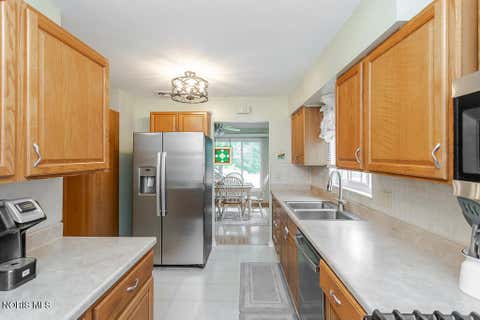 Tiny photo for 3901 Chipplegate Road, Toledo, OH 43614 (MLS # 10009358)