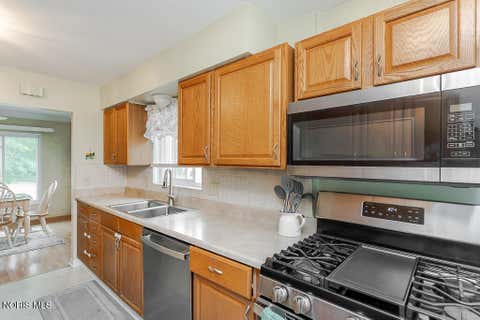 Tiny photo for 3901 Chipplegate Road, Toledo, OH 43614 (MLS # 10009358)