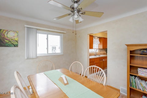 Tiny photo for 3901 Chipplegate Road, Toledo, OH 43614 (MLS # 10009358)
