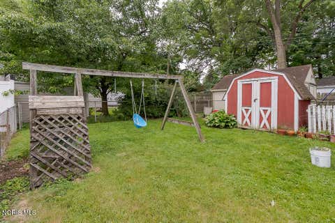 Tiny photo for 3901 Chipplegate Road, Toledo, OH 43614 (MLS # 10009358)