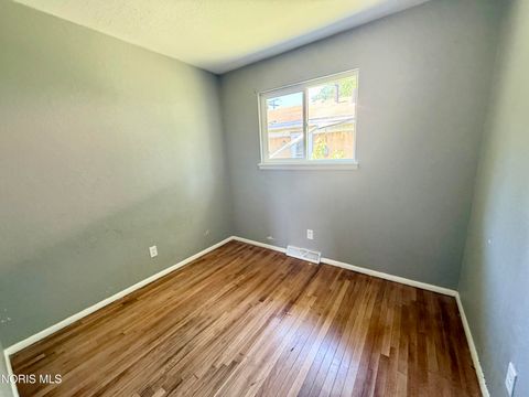 Tiny photo for 1205 Liberty Street, Toledo, OH 43605 (MLS # 10008578)