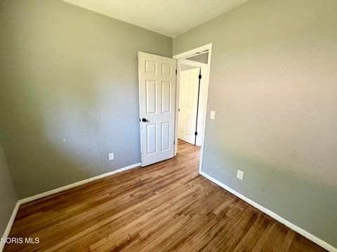 Tiny photo for 1205 Liberty Street, Toledo, OH 43605 (MLS # 10008578)
