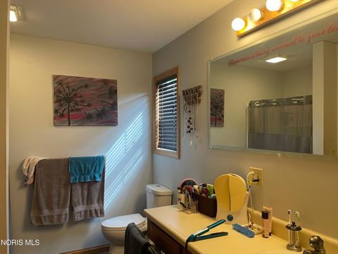 Tiny photo for 207 Stauffer Drive, Edgerton, OH 43517 (MLS # 10005928)