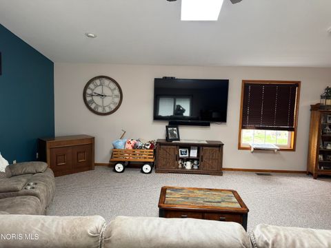 Tiny photo for 207 Stauffer Drive, Edgerton, OH 43517 (MLS # 10005928)