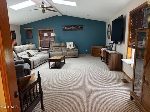 Tiny photo for 207 Stauffer Drive, Edgerton, OH 43517 (MLS # 10005928)