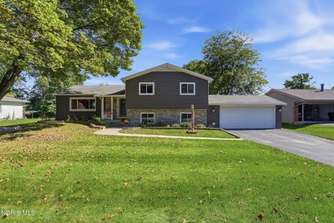 Photo of 145 Gibson Court, Tiffin, OH 44883 (MLS # 10014531)