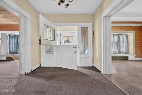 Tiny photo for 2146 Parkwood Avenue, Toledo, OH 43620 (MLS # 10014175)