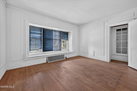 Tiny photo for 2146 Parkwood Avenue, Toledo, OH 43620 (MLS # 10014175)