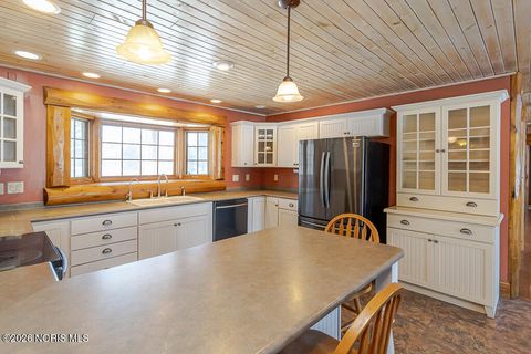 Tiny photo for 3088 County Road H, Swanton, OH 43558 (MLS # 10003107)