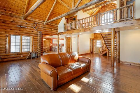 Tiny photo for 3088 County Road H, Swanton, OH 43558 (MLS # 10003107)