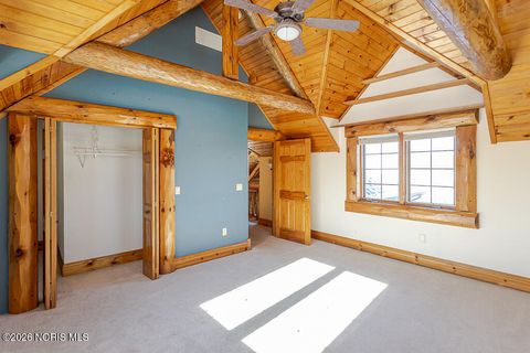 Tiny photo for 3088 County Road H, Swanton, OH 43558 (MLS # 10003107)