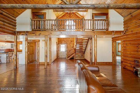 Tiny photo for 3088 County Road H, Swanton, OH 43558 (MLS # 10003107)