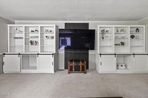 Tiny photo for 4411 Merriweather Road, Toledo, OH 43623 (MLS # 10007527)