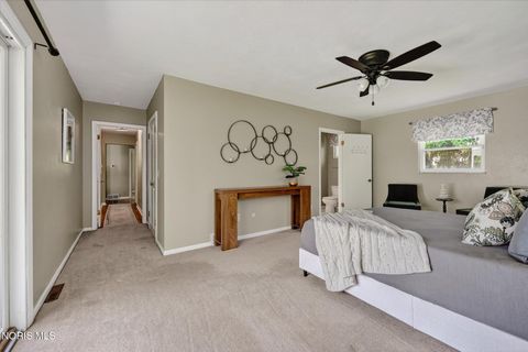 Tiny photo for 4411 Merriweather Road, Toledo, OH 43623 (MLS # 10007527)