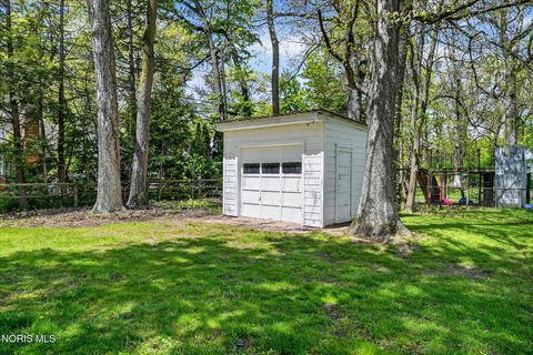 Tiny photo for 4411 Merriweather Road, Toledo, OH 43623 (MLS # 10007527)