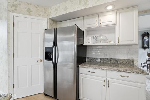 Tiny photo for 1776 Arrowhead Court, Defiance, OH 43512 (MLS # 10005805)