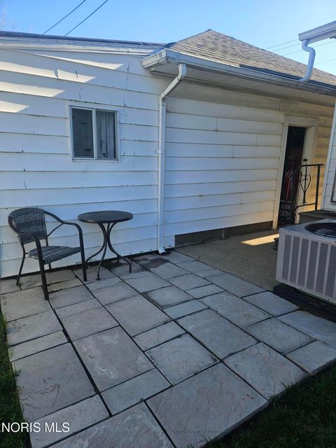 Tiny photo for 925 E Bryan Street, Bryan, OH 43506 (MLS # 10007337)