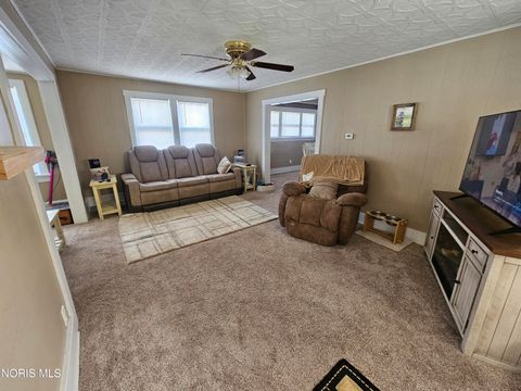 Tiny photo for 925 E Bryan Street, Bryan, OH 43506 (MLS # 10007337)