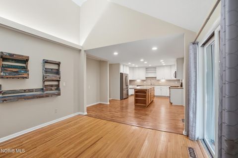 Tiny photo for 941 Melrose Street, Bowling Green, OH 43402 (MLS # 10007795)