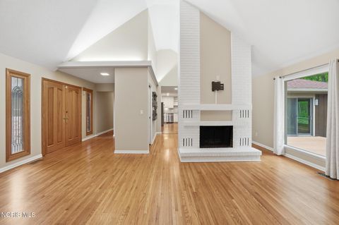 Tiny photo for 941 Melrose Street, Bowling Green, OH 43402 (MLS # 10007795)