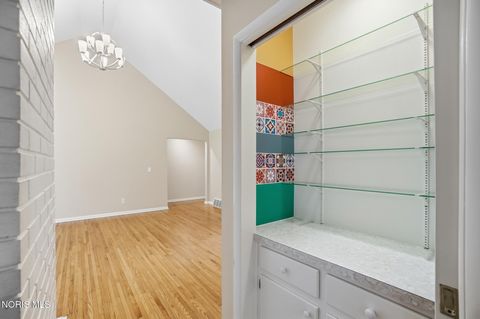 Tiny photo for 941 Melrose Street, Bowling Green, OH 43402 (MLS # 10007795)