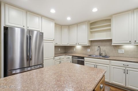 Tiny photo for 941 Melrose Street, Bowling Green, OH 43402 (MLS # 10007795)
