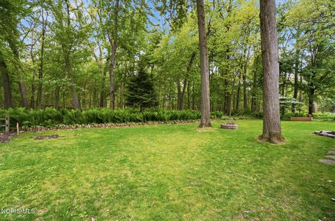 Tiny photo for 941 Melrose Street, Bowling Green, OH 43402 (MLS # 10007795)