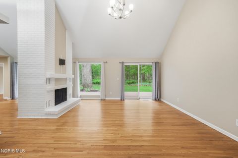 Tiny photo for 941 Melrose Street, Bowling Green, OH 43402 (MLS # 10007795)