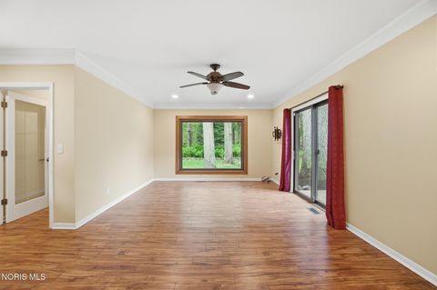 Tiny photo for 941 Melrose Street, Bowling Green, OH 43402 (MLS # 10007795)