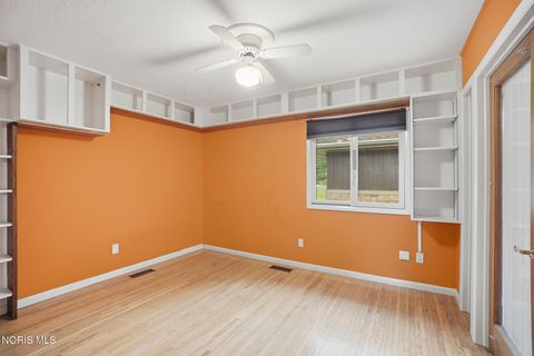 Tiny photo for 941 Melrose Street, Bowling Green, OH 43402 (MLS # 10007795)