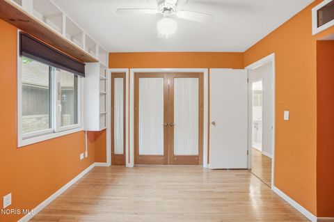 Tiny photo for 941 Melrose Street, Bowling Green, OH 43402 (MLS # 10007795)
