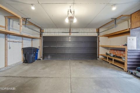 Tiny photo for 941 Melrose Street, Bowling Green, OH 43402 (MLS # 10007795)