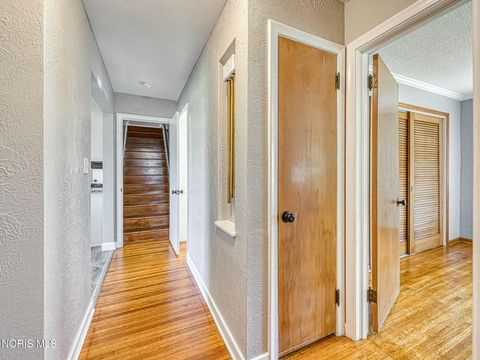 Tiny photo for 6542 Country Place, Sylvania, OH 43560 (MLS # 10007279)