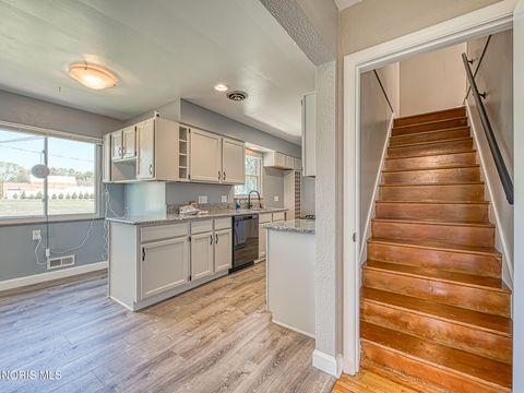 Tiny photo for 6542 Country Place, Sylvania, OH 43560 (MLS # 10007279)