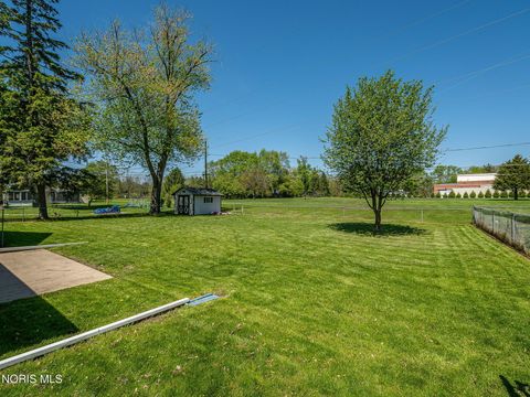 Tiny photo for 6542 Country Place, Sylvania, OH 43560 (MLS # 10007279)