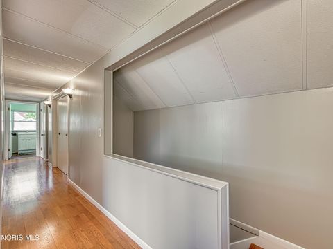 Tiny photo for 6542 Country Place, Sylvania, OH 43560 (MLS # 10007279)