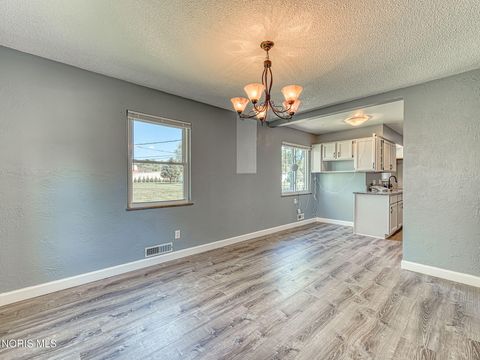 Tiny photo for 6542 Country Place, Sylvania, OH 43560 (MLS # 10007279)