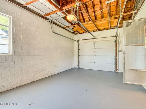 Tiny photo for 6542 Country Place, Sylvania, OH 43560 (MLS # 10007279)