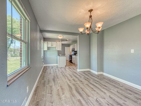 Tiny photo for 6542 Country Place, Sylvania, OH 43560 (MLS # 10007279)