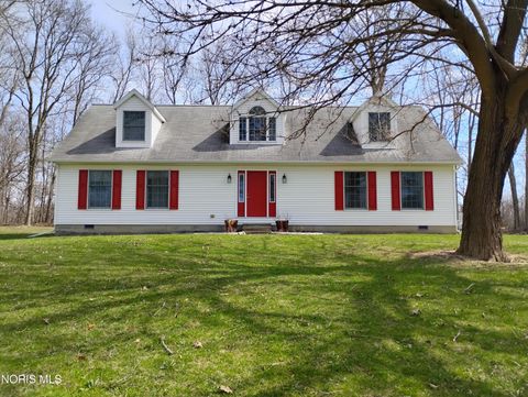 Photo of 121 S 3rd Street, Oakwood, OH 45873 (MLS # 10007935)