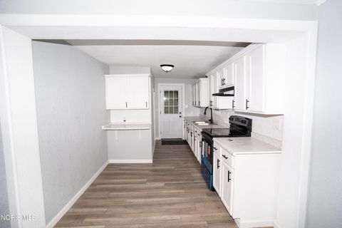 Tiny photo for 919 Holgate Avenue, Defiance, OH 43512 (MLS # 10007001)