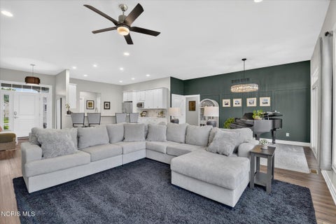 Tiny photo for 9940 Charles Glen Lane, Whitehouse, OH 43571 (MLS # 10013733)